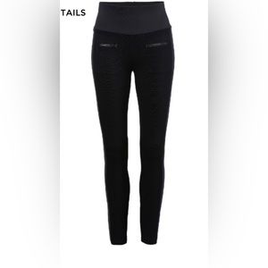 Cabi Fall ‘22 Tuxedo Leggings